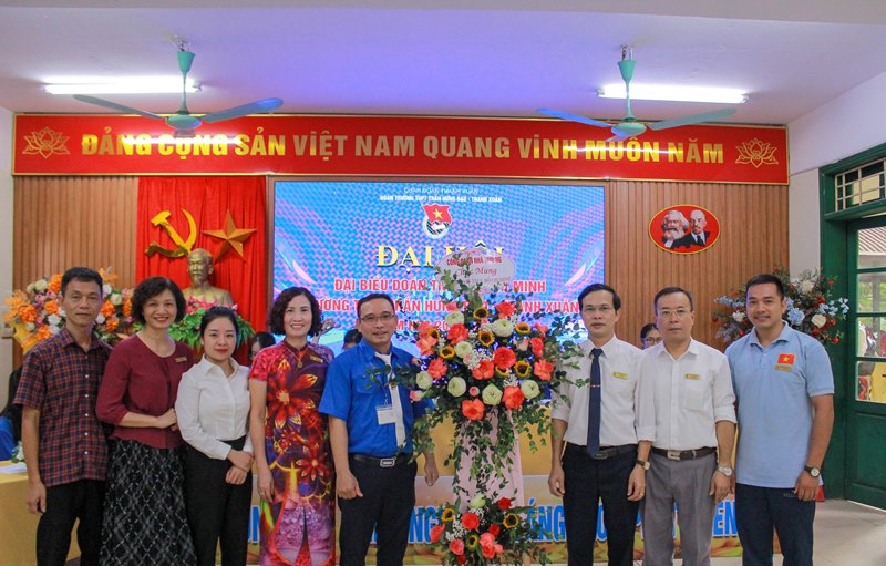 ĐẠI HỘI ĐẠI BIỂU ĐO�N TNCS HỒ CH� MINH TRƯỜNG T.H.P.T TRẦN HƯNG ĐẠO - THANH XU�N NHIỆM KỲ 2023 - 2024